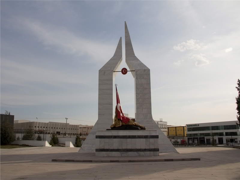 Kanlıpınar Şehitliği