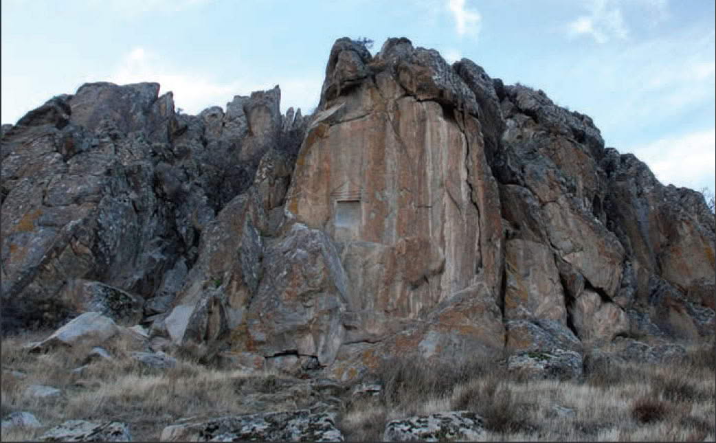 Böğürtlen Balkayası Frig Anıtı
